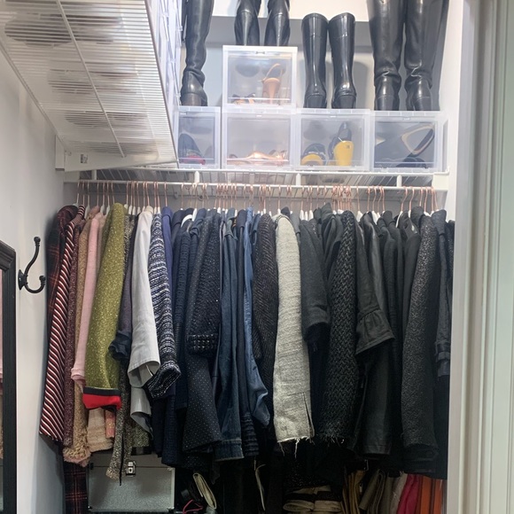 Meet your Posher, Monica - Picture 2 of 2